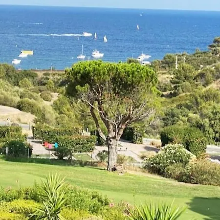 Superbe Duplex T3 Climatise Avec Terrasse Et Solarium, Magnifique Vue Et Golf Saint-Raphaël
