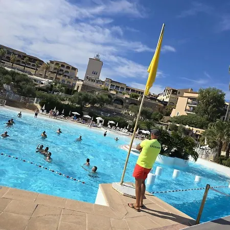 Superbe Duplex T3 Climatise Avec Terrasse Et Solarium, Magnifique Vue Et Golf * Saint-Raphaël