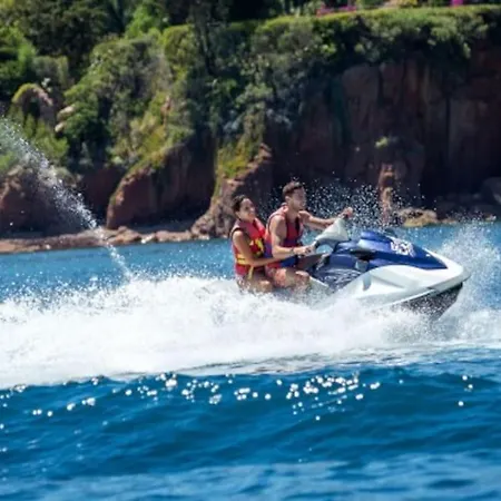 Superbe Duplex T3 Climatise Avec Terrasse Et Solarium, Magnifique Vue Et Golf * Saint-Raphaël