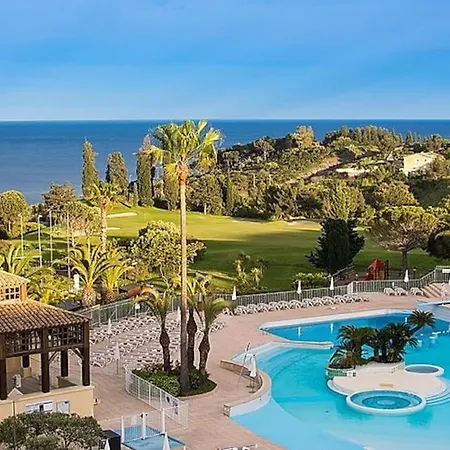 Superbe Duplex T3 Climatise Avec Terrasse Et Solarium, Magnifique Vue Et Golf * Saint-Raphaël