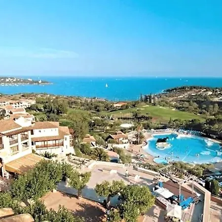 דירה Superbe Duplex T3 Climatise Avec Terrasse Et Solarium, Magnifique Vue Et Golf Saint-Raphaël