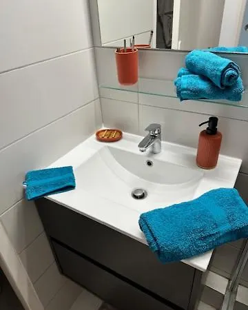 Superbe Duplex T3 Climatise Avec Terrasse Et Solarium, Magnifique Vue Et Golf Saint-Raphael (Var)