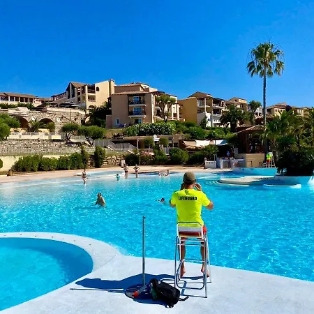 Superbe Duplex T3 Climatise Avec Terrasse Et Solarium, Magnifique Vue Et Golf * Saint-Raphael (Var)