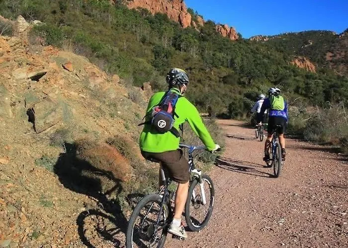 Lägenhet Superbe Duplex T3 Climatise Avec Terrasse Et Solarium, Magnifique Vue Et Golf *